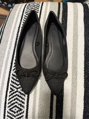 Ardene Black Pointed Glitter Ballet Flats with Bow